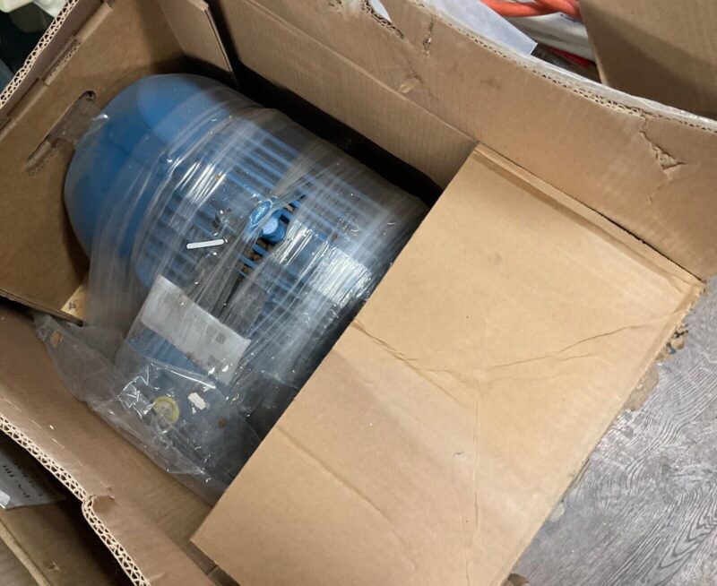 WEG 00736ET3E213T-W22 , 3-Phase Motor, 7.5 HP, 213T Frame, 230/460V AC Voltage