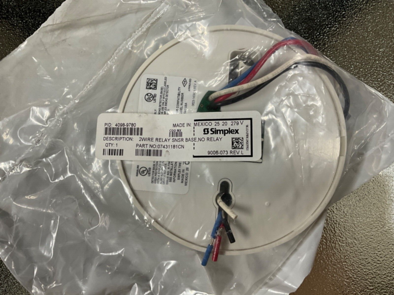 SIMPLEX 4098-9780 2-WIRE SENSOR RELAY BASE