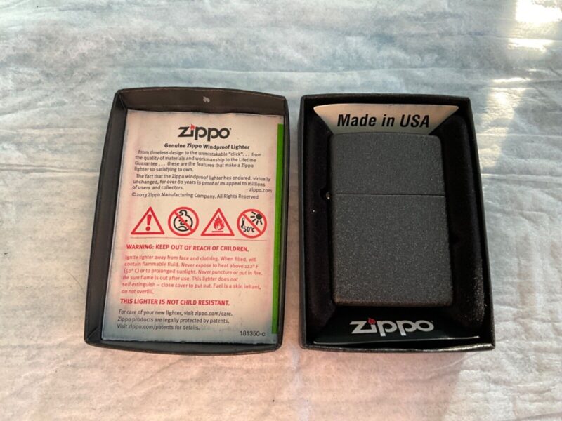Zippo lighter 835758 Black Crackle