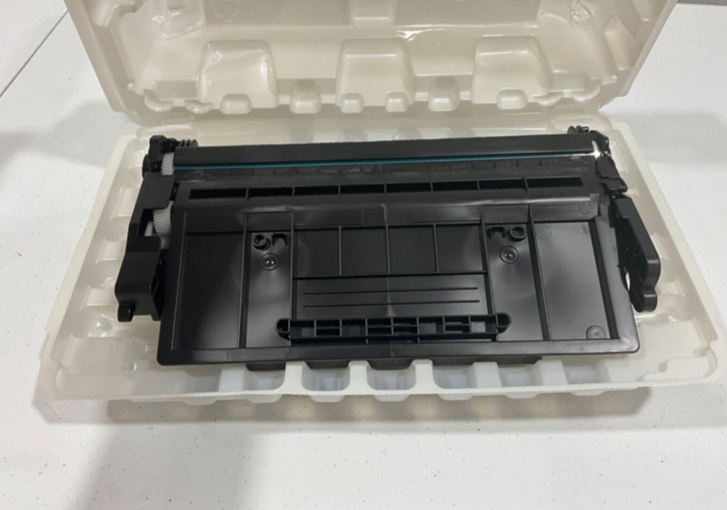 hp Laser Jet Toner Cartridge CF226JC Open Box