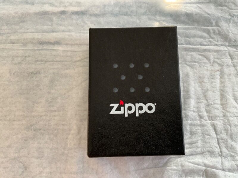 Zippo Lighter 888217 Black/z - BRDR - Image 2