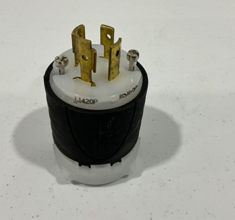 Pass & Seymour Legrand L1420P Plug Without Box Used