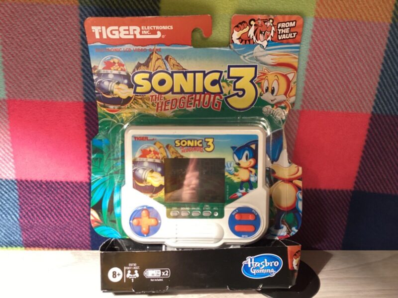 Tiger Electronics Sonic the Hedgehog 3 Electronic LCD Video Game