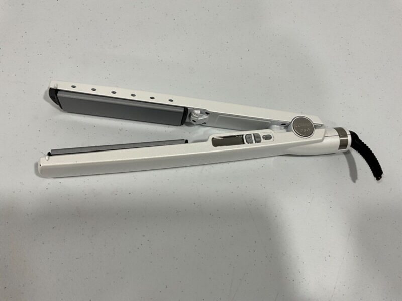 Conairpro Nano Silver Ceramic Tools Flat Iron White Without Box Damaged Wire - Image 2