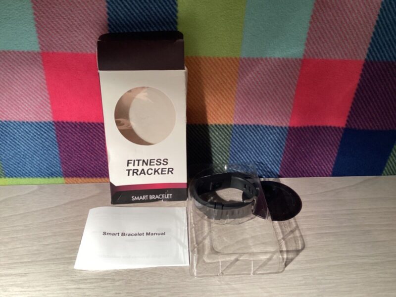 READSPORT FITNESS TRACKER SMART BRACELET
