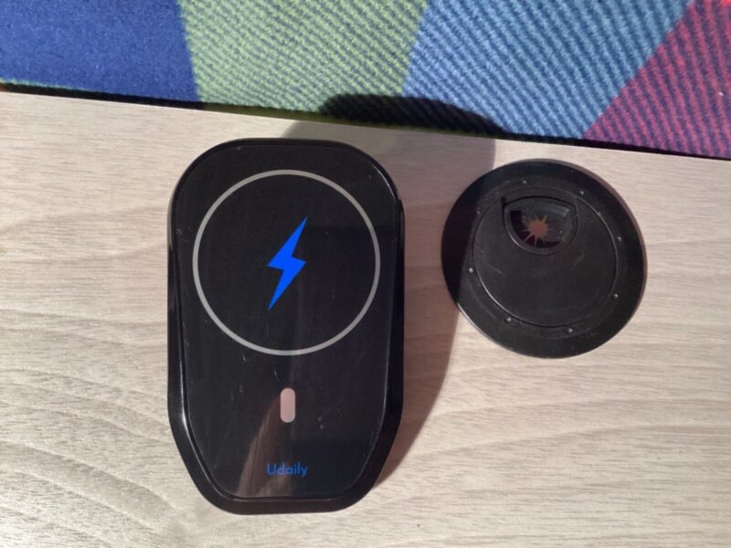 Udaily Magnetic Wireless Charger